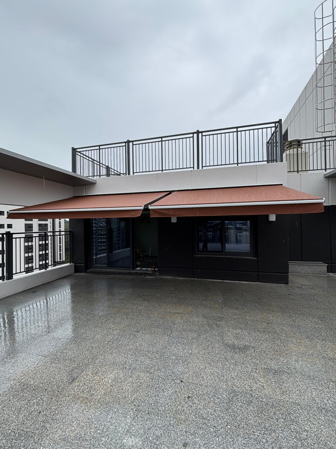 성남 고층아파트 접이식어닝 시공